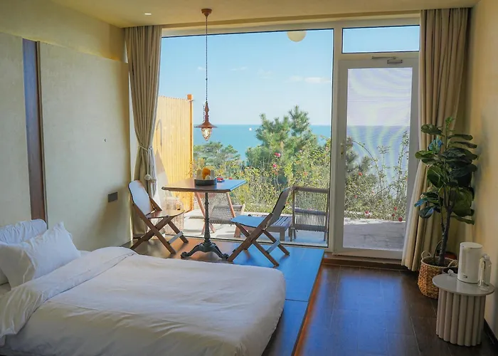 Qingdao Momer Cliff Ocean View Villas