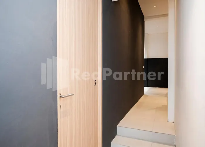 Mora Stay Demangan Redpartner