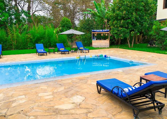 Sunset Retreat Hotel