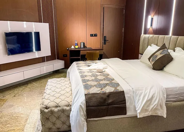 Vegas Astoria Hotel & Suites Ltd