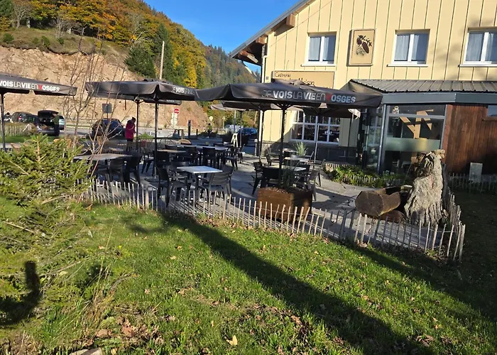 LA MAISON Crêperie-Bar-Hôtel