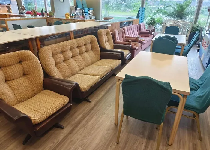Awa Hotel 4-Star 23-36 Sqm Large Rooms And 3 Sqm Small Single Rooms-Capsules