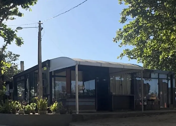 Suíte pé na areia vista para o mar