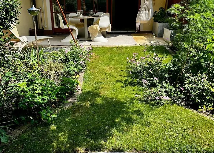 Walking Distance To Lake Constance, Quiet, Suitable For Home Office