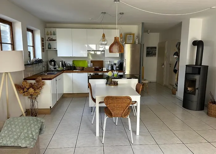 Walking Distance To Lake Constance, Quiet, Suitable For Home Office