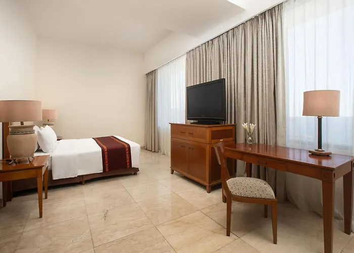 Aryaduta Manado