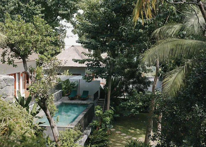 Sanglung Villas & Suites