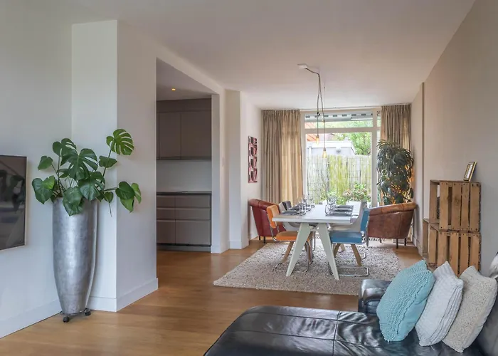 Spacious Beach House Sea & Dunes With Free Parking