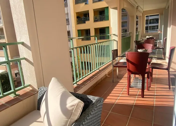 Monaco Fontvieille Elegant Apt - Luxury Terrace & Pool - Garden View