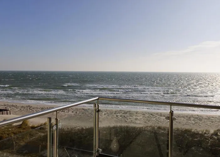 Inselblume 17 - Gemütliche Ferienwohnung mit Meerblick in der Strandburg