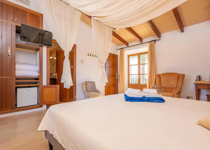 Agroturismo Mondrago -Antic Na Martina-