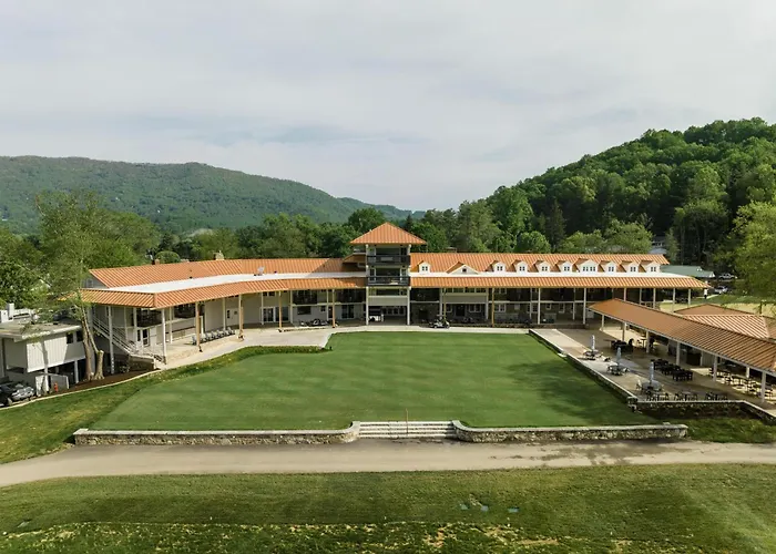 Waynesville Inn And Golf Club, Tapestry Collection By Hilton