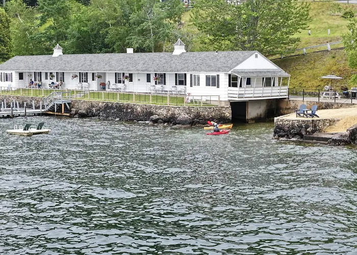 Belknap Point Inn