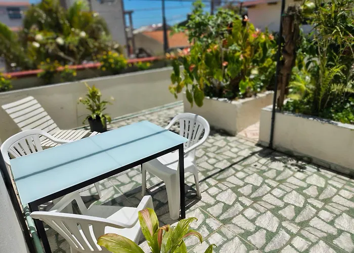 Solar Oceano - Casa com Jardim Privativo