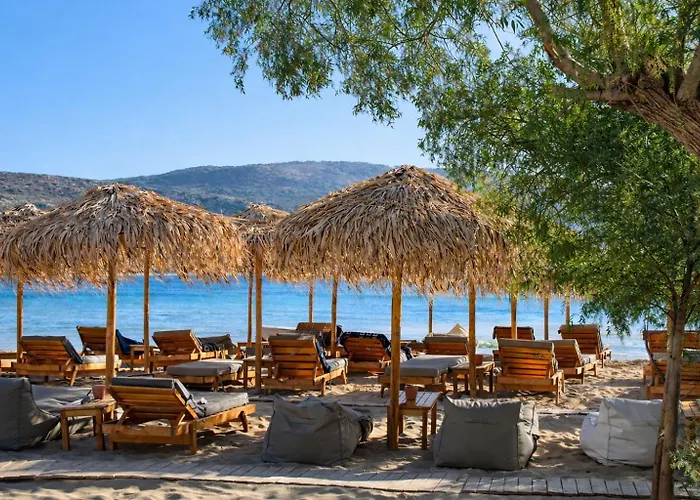 Helios Beach Hotel & Bungalows