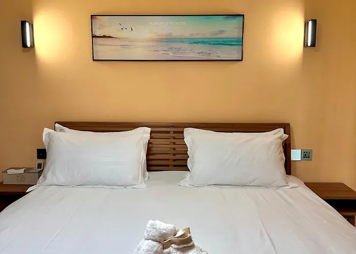 Holiday Beach Hotel