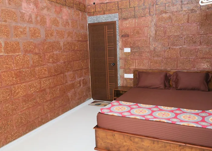STRIPGREENS BeACH&BACKWATER RESORT VALIYAPARAMBA