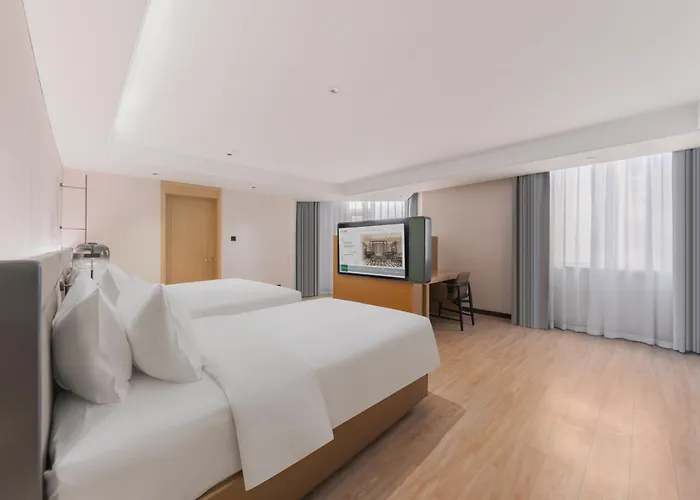 Madison Hotel Qingdao Railway Station Zhanqiao Seaview