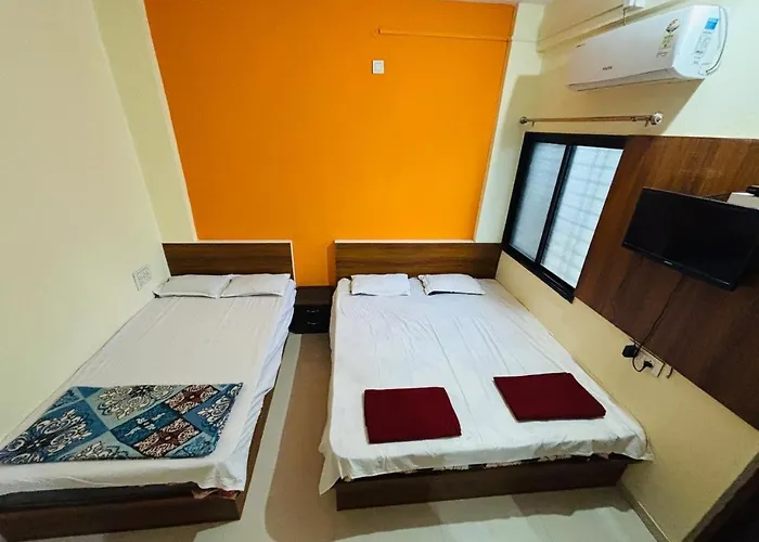 Hotel Malhar Inn