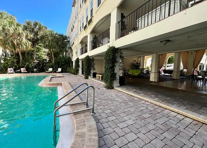The Green Room - Poolview, Parking Spot, 24X7 Reception Desk At 1920S Historic Residence On Palm Beach Island