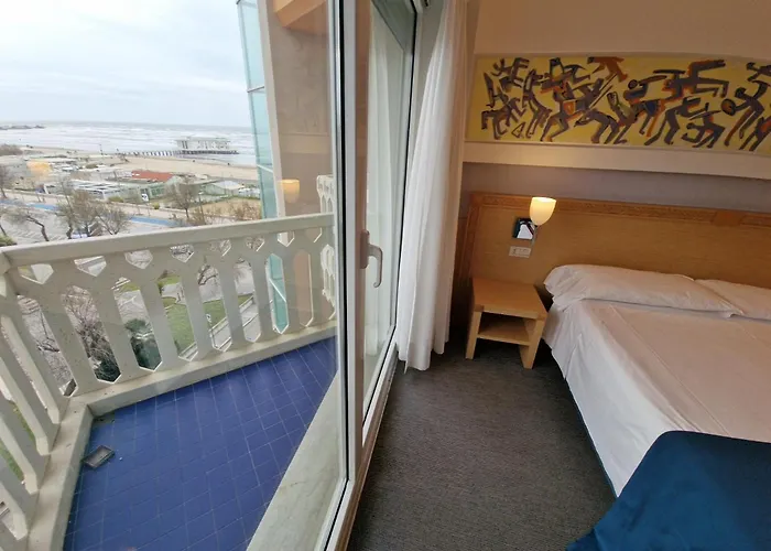 City Hotel