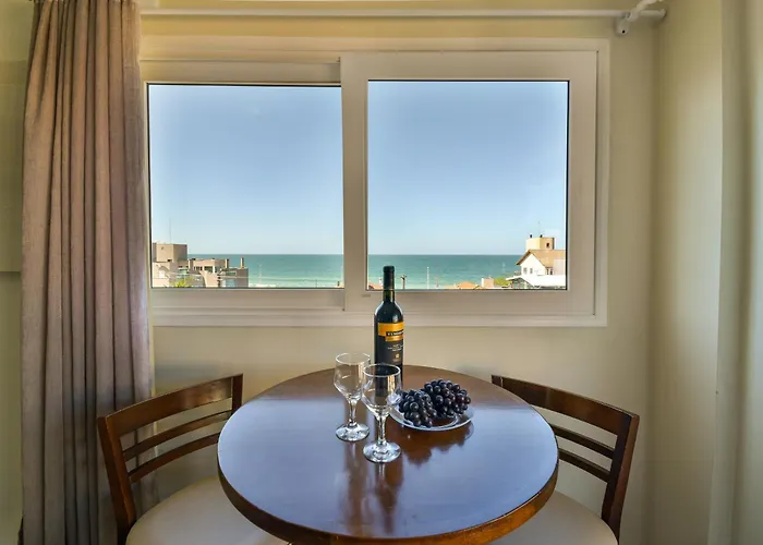 Aquamar Residence