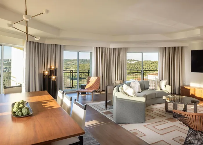 Signia By Hilton La Cantera Resort & Spa