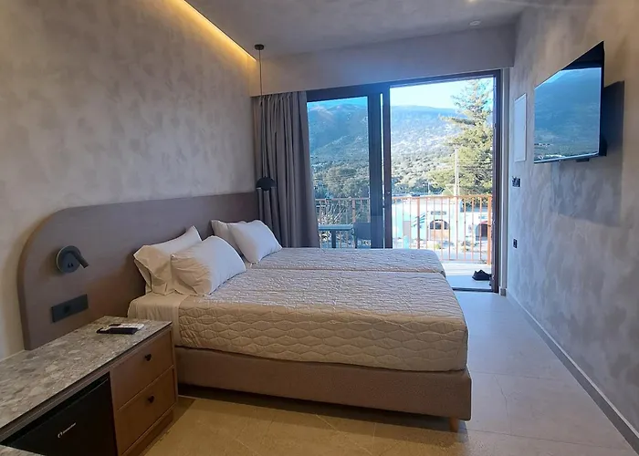 Platanos Rooms