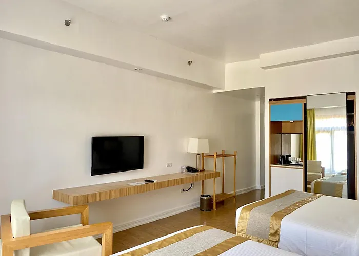 Ferra Hotel And Garden Suites