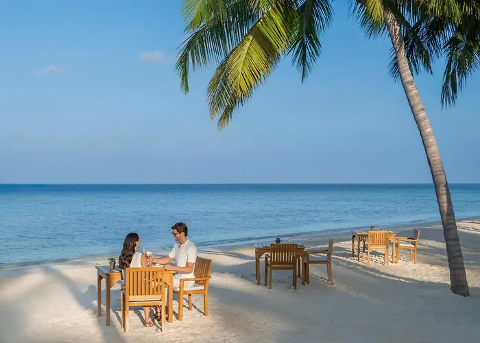 The Halcyon Private Isles Maldives, Autograph Collection
