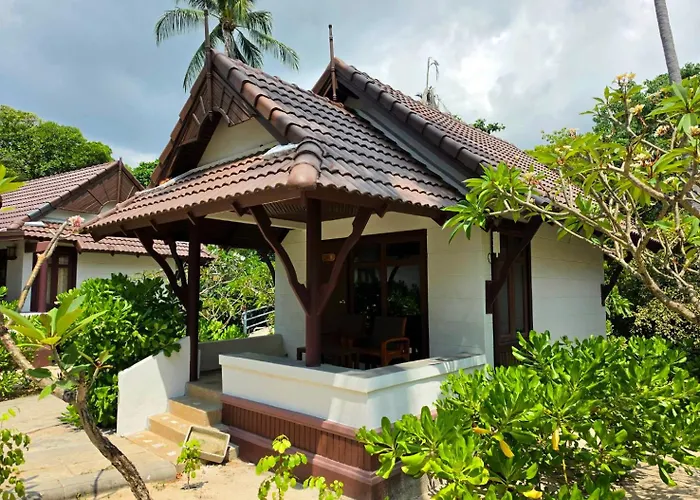 First Bungalow Beach Resort - SHA Plus