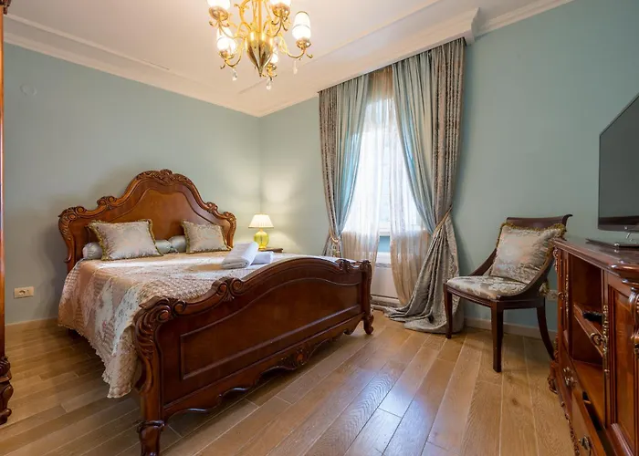 Conte Hotel & Restaurant