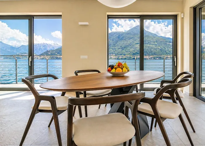 Villa Del Sasso Cremia Lakefront Villa with Jacuzzi&Pool