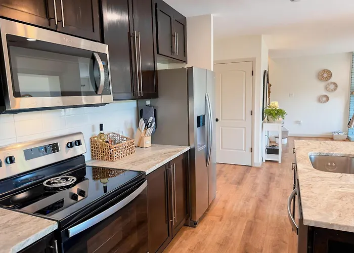 Annapolis Charm Waterfront Getaway Near Usna - Fish & Crab From Your Private Pier!