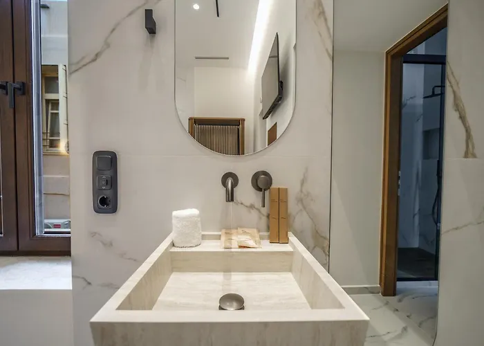 Omma Suites