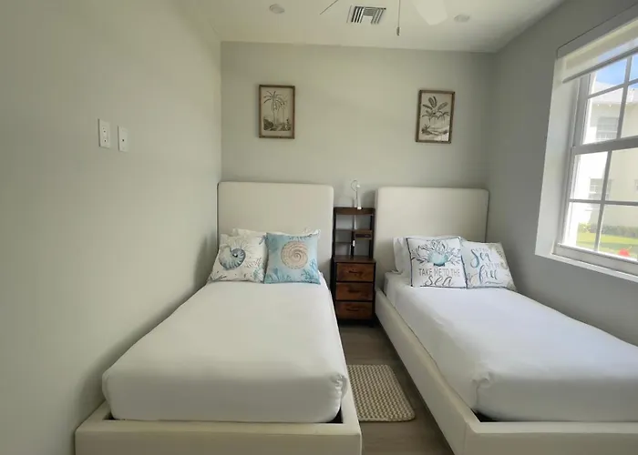 Palm Cay Marina, Resort & Spa