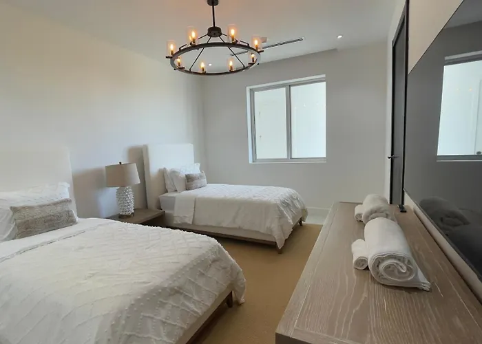 Palm Cay Marina, Resort & Spa