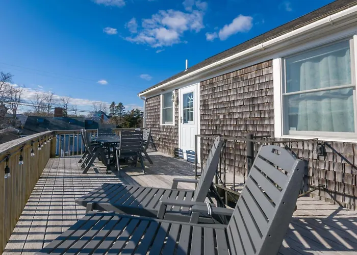 Relax Enjoy: Cape Cod Bayview Retreat