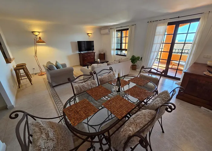 Luxury Apartments Mascarat