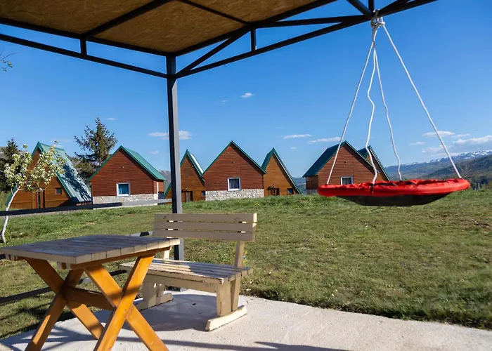 Rural Resort Tron