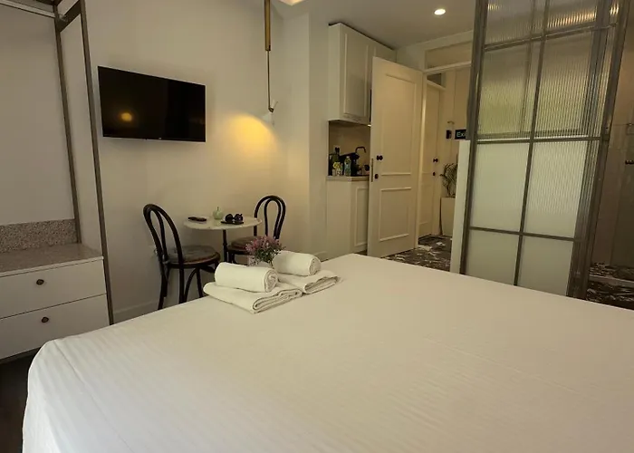 Muses Luxury Suites