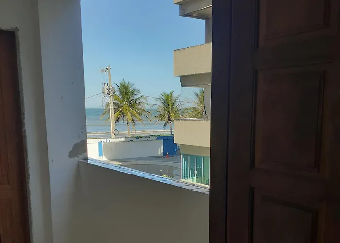 Apartamento 101 com vista da piscina e mar