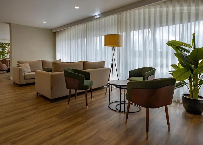 Avenida De Fatima Hotel