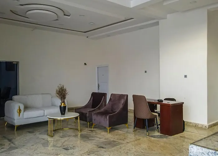 Royal Modak Resort & Hotel