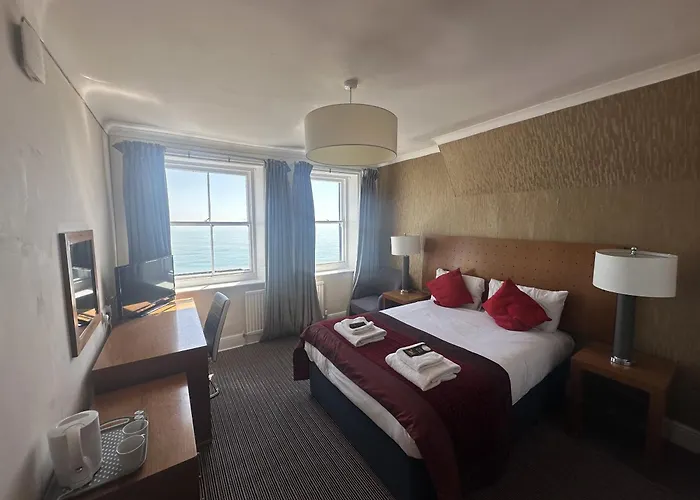 West Rocks Hotel
