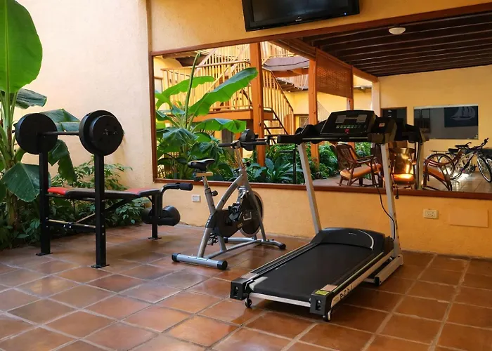 Hotel El Maltese - Lakefront