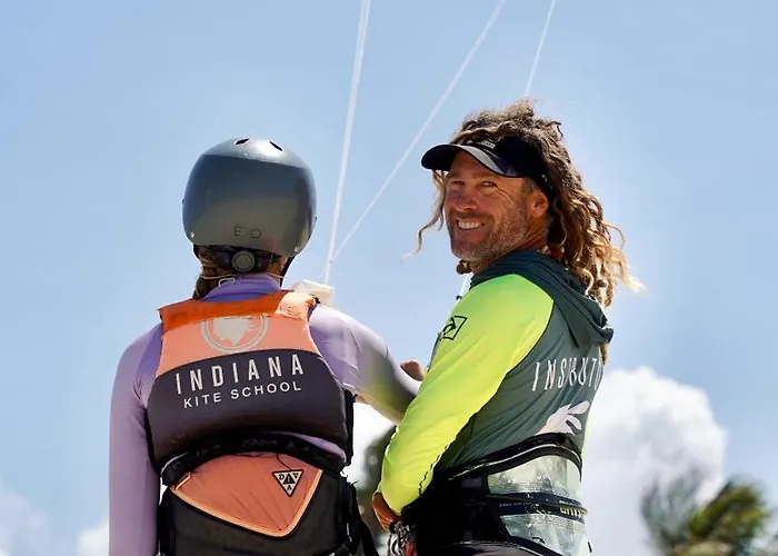Indiana Kite School And Hostel