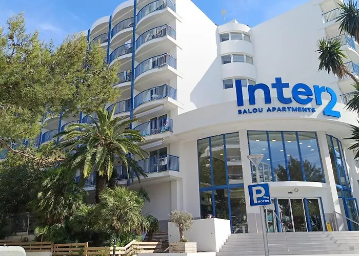 NUEVOS 2026 ESTRENA PRECIOSO APARTHOTEL INTER2, NEW APARTMENTS lN SALOU! self check in! PARKING! PORT AVENTURA