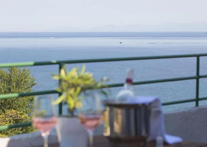 Nimfi Hotel, Skiathos