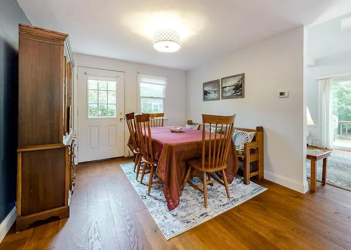 Ferry Harbor Cottage
